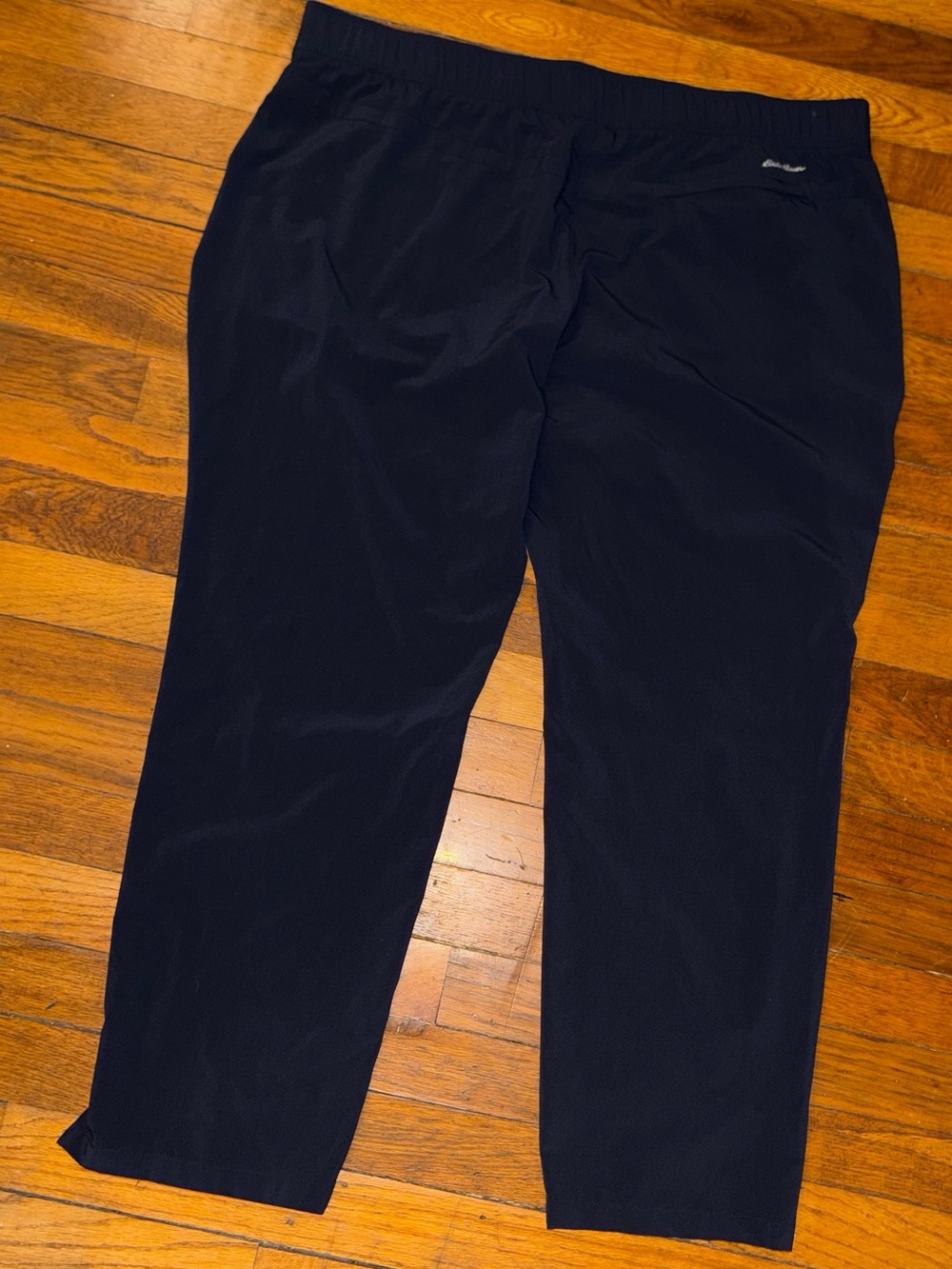 Eddie Bauer navy blue womens Elastic-Waist Jogger tech Pants XL slight cropAnkle